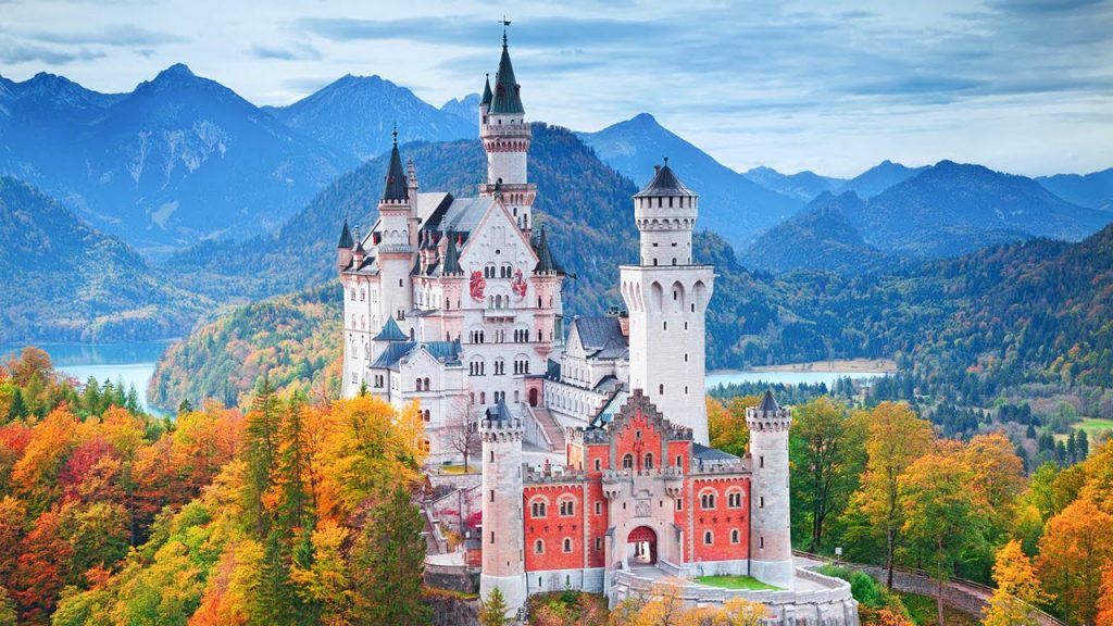 Neuschwanstein The Dream Castil of Fairy Tale Story in Germany on the Autumn