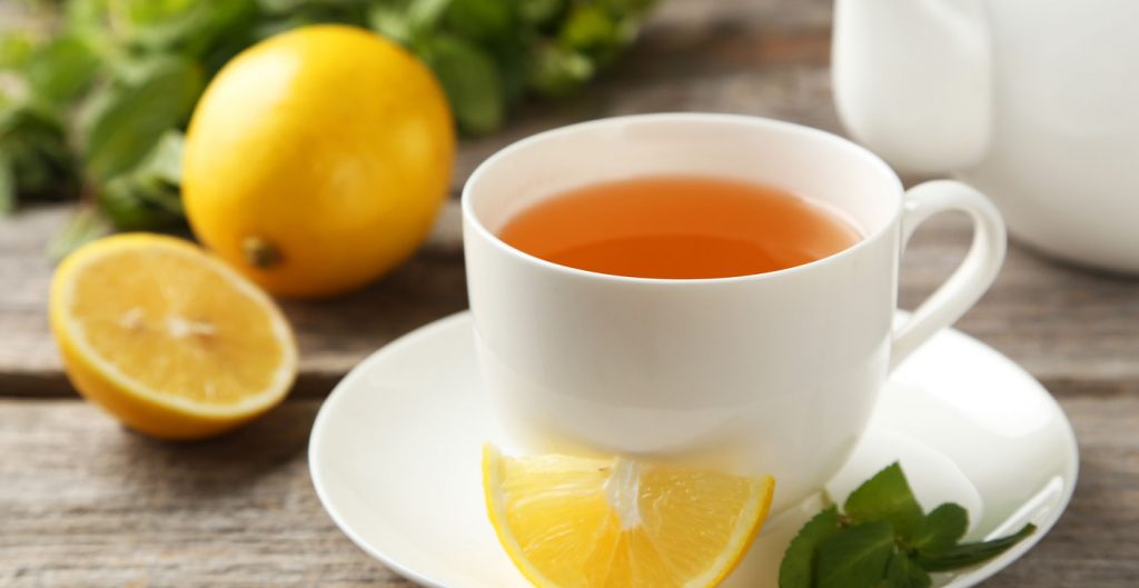 Tea mixed with Lemon and Honey for Strep Throat Treatment