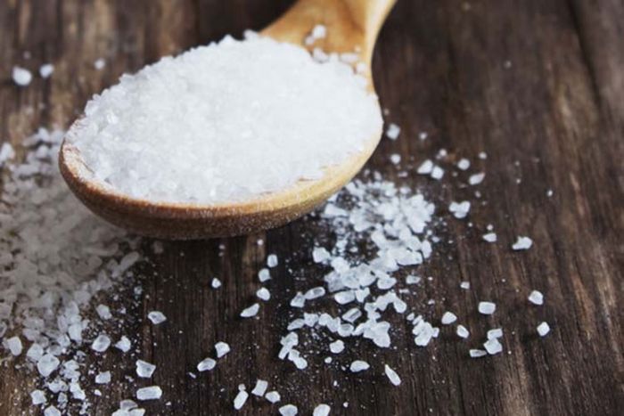Small grain of Epsom Salt that good for medical treatment