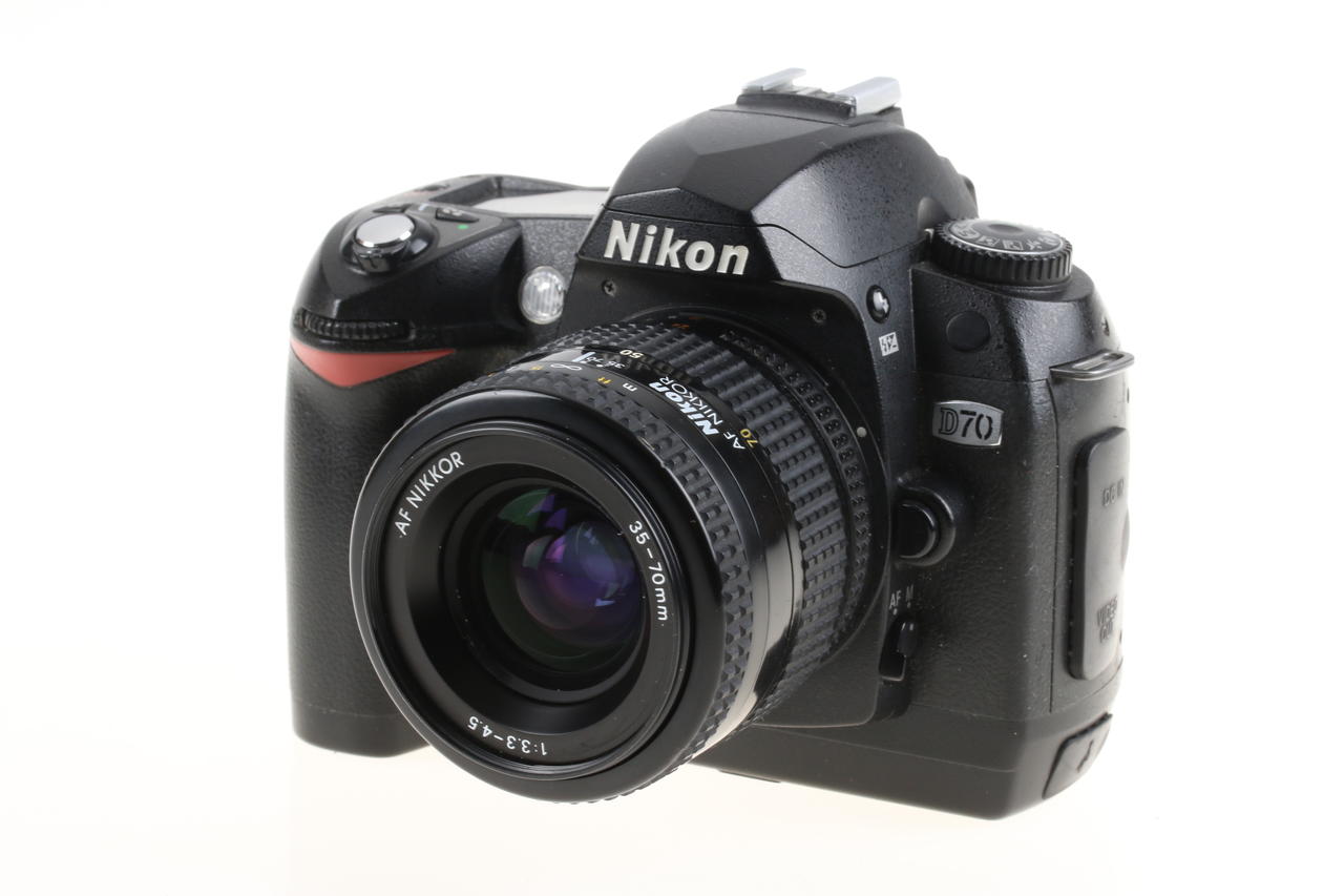 The Full Description and Specifications of Nikon D70 DSLR Camera